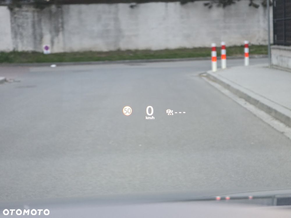 Mazda 3 2.0 mHEV Hikari - 36