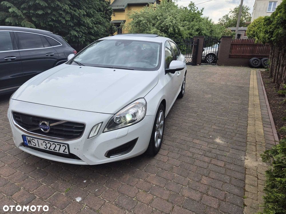 Volvo S60 - 2