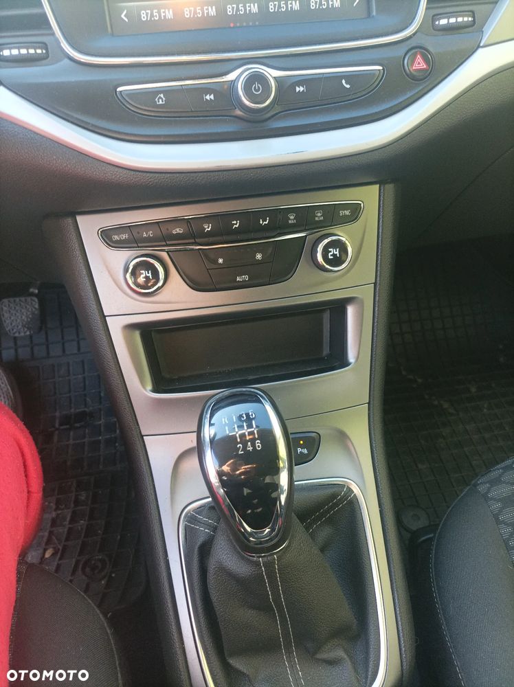 Opel Astra 1.6 D Start/Stop Dynamic - 7