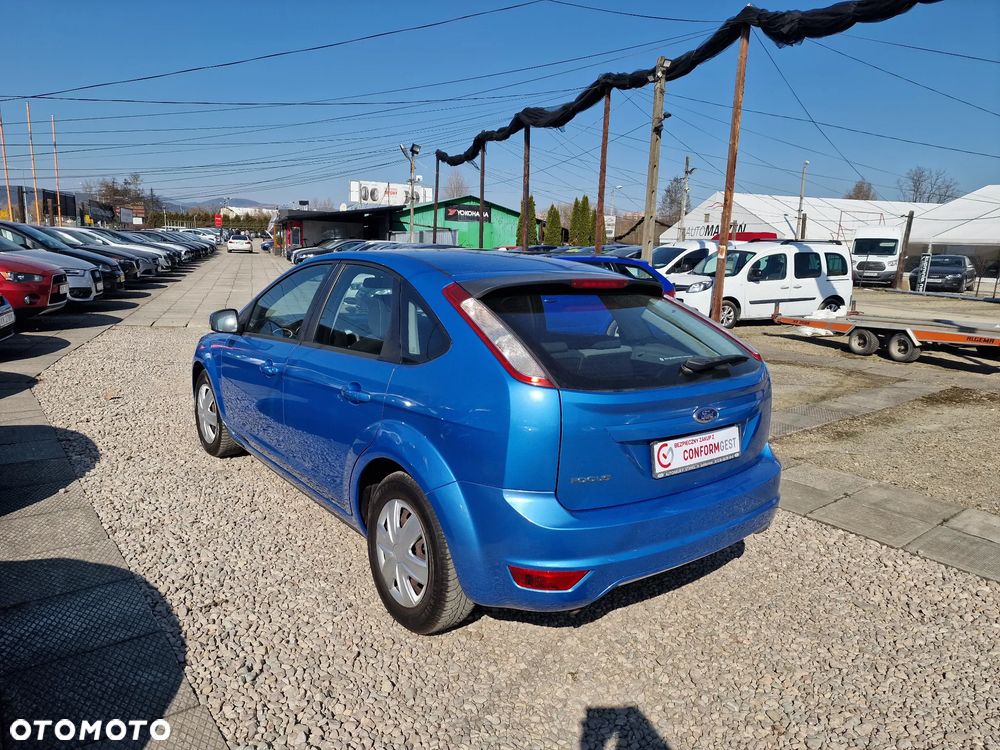 Ford Focus 1.6 Ghia - 4