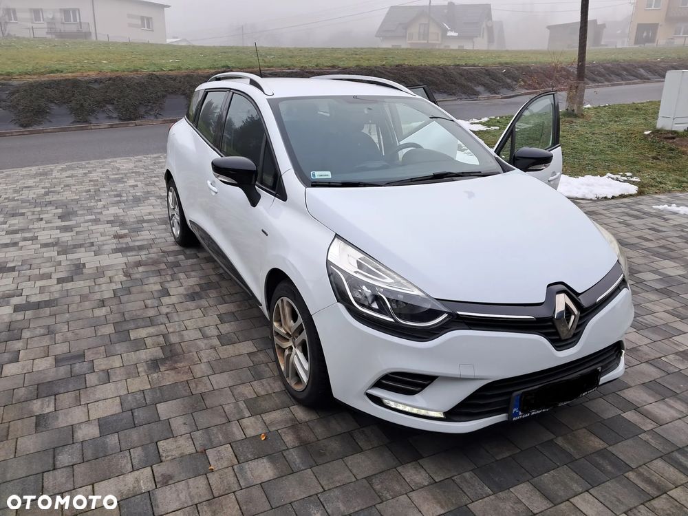Renault Clio - 2