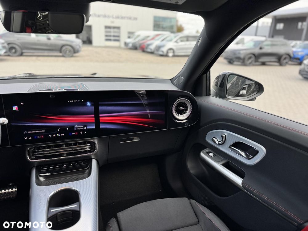 Mercedes-Benz GLB 200 mHEV 4-Matic 8G-eDCT - 13