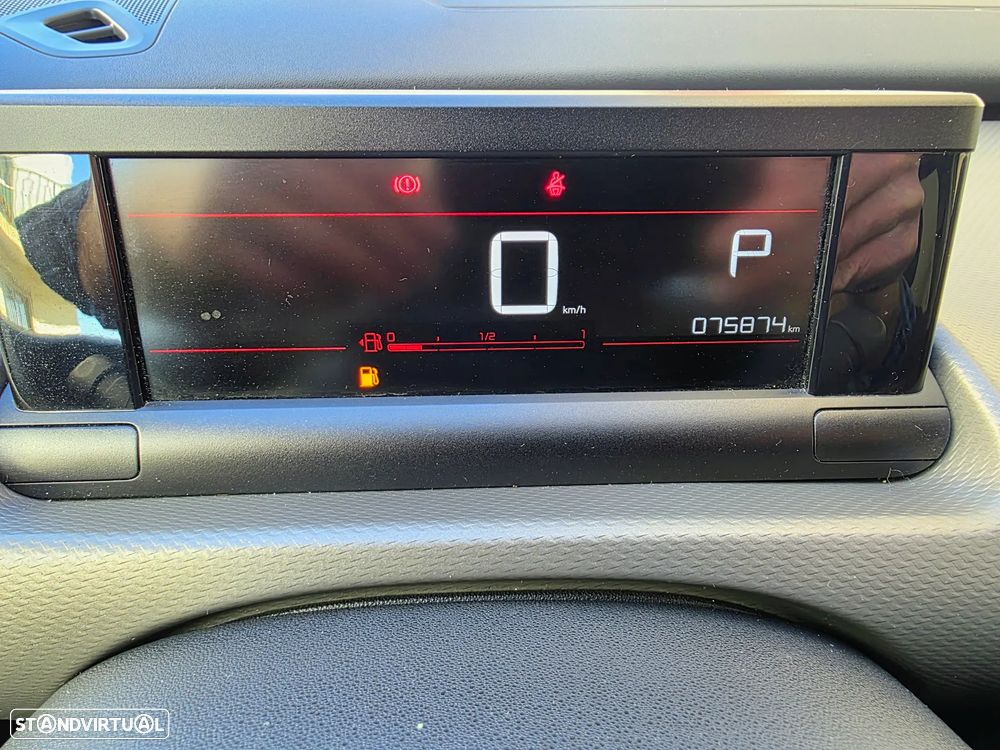 Citroën C4 Cactus 1.2 PureTech Shine EAT6 - 28