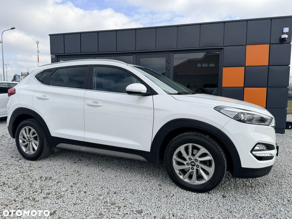 Hyundai Tucson blue 1.7 CRDi 2WD Style - 5