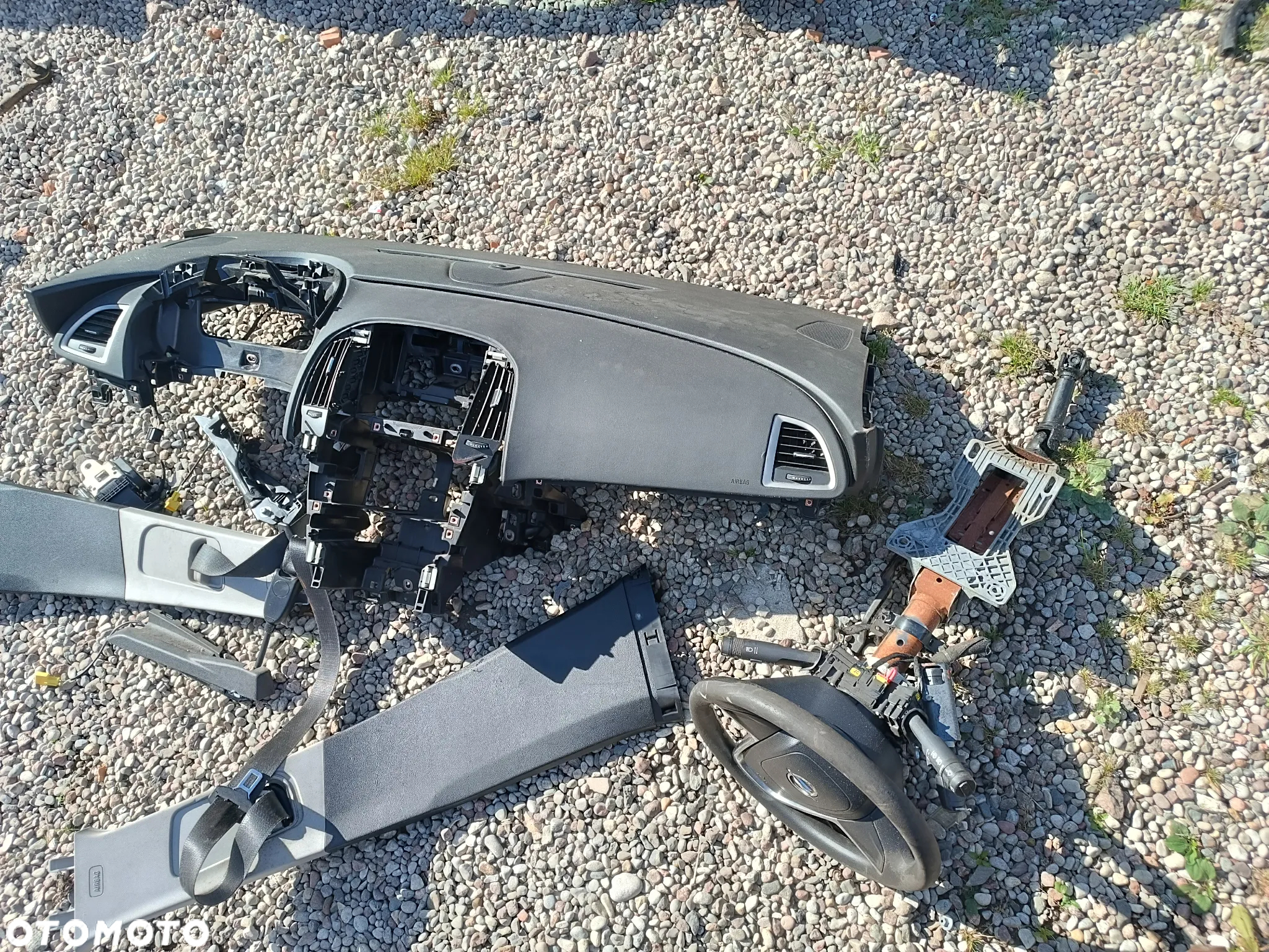 KONSOLA DESKA ROZDZIELCZA KOMPLETNA PODUSZKA KIEROWCY PASAŻERA PASY  opel astra j iv 2011r - 2