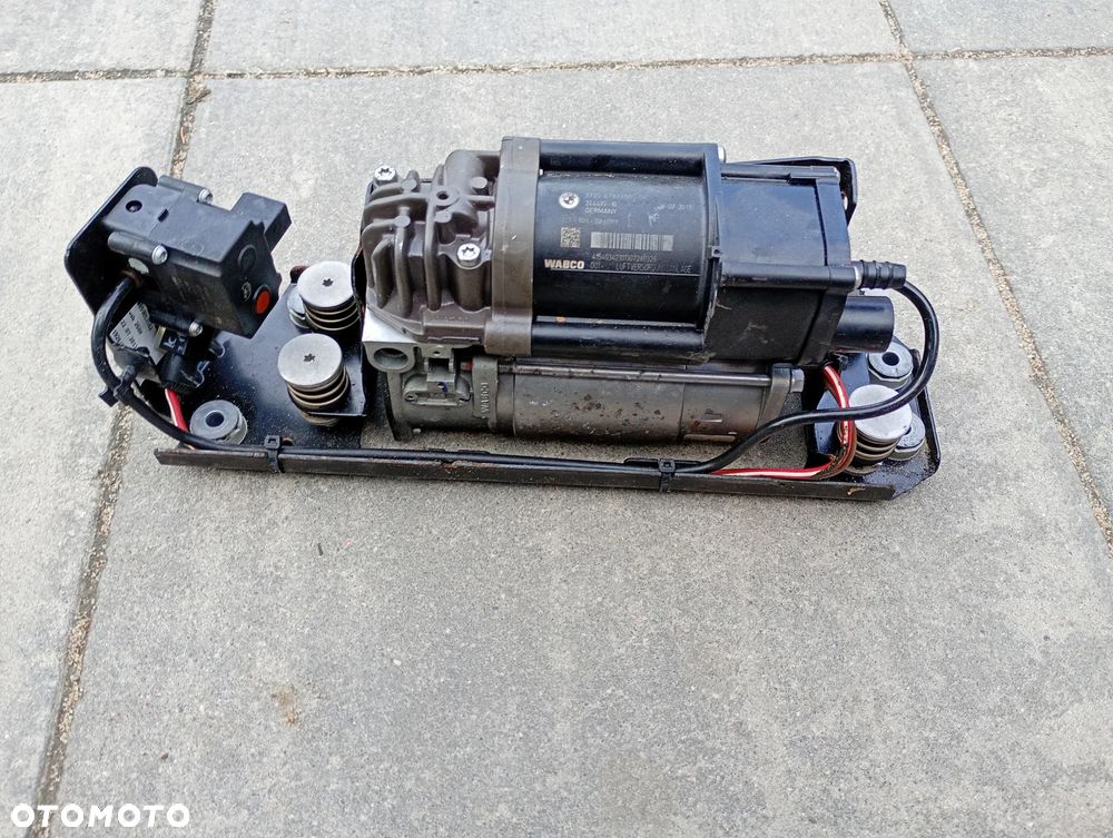 KOMPRESOR ZAWIESZENIA PNEUMATYCZNEGO BMW F01 F02 F04 F11 6789450 - 5