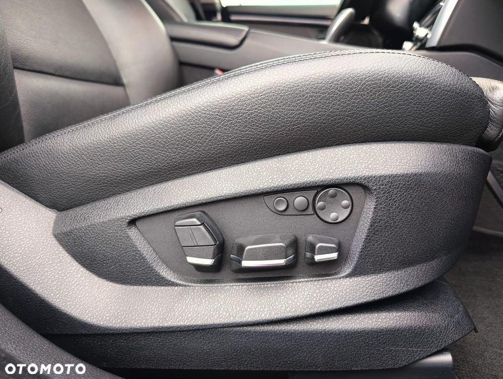 BMW 5GT 535d xDrive - 16