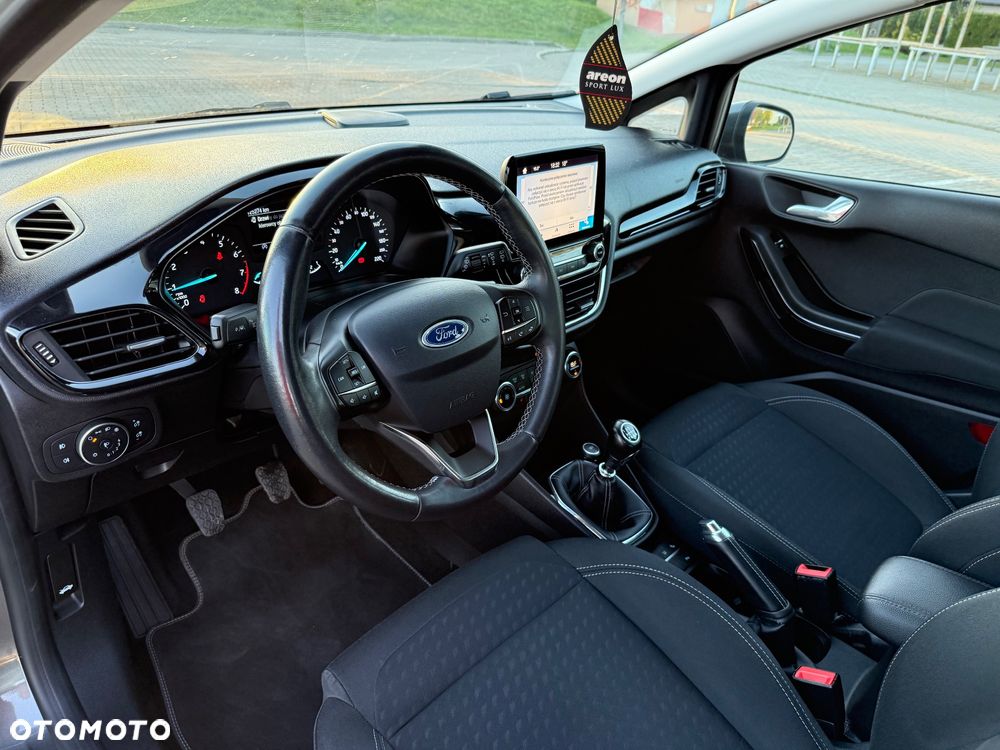 Ford Fiesta 1.0 EcoBoost S&S TITANIUM - 12