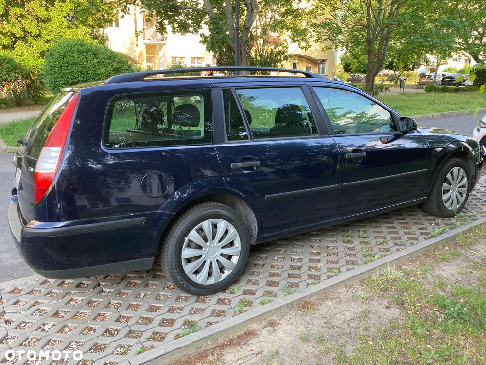 Ford Mondeo 2.0 TDCi Ambiente - 3
