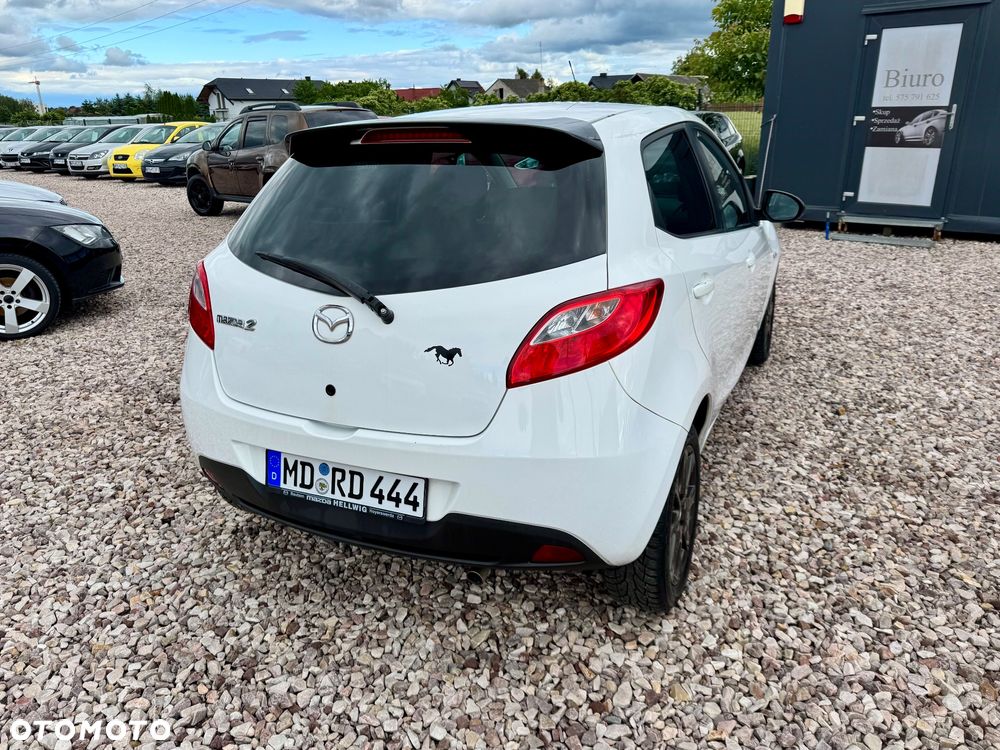 Mazda 2 - 5