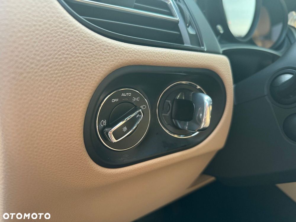 Porsche Macan Standard - 17