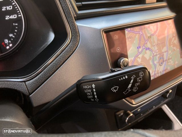 SEAT Arona 1.6 TDI Reference — fotografia 17