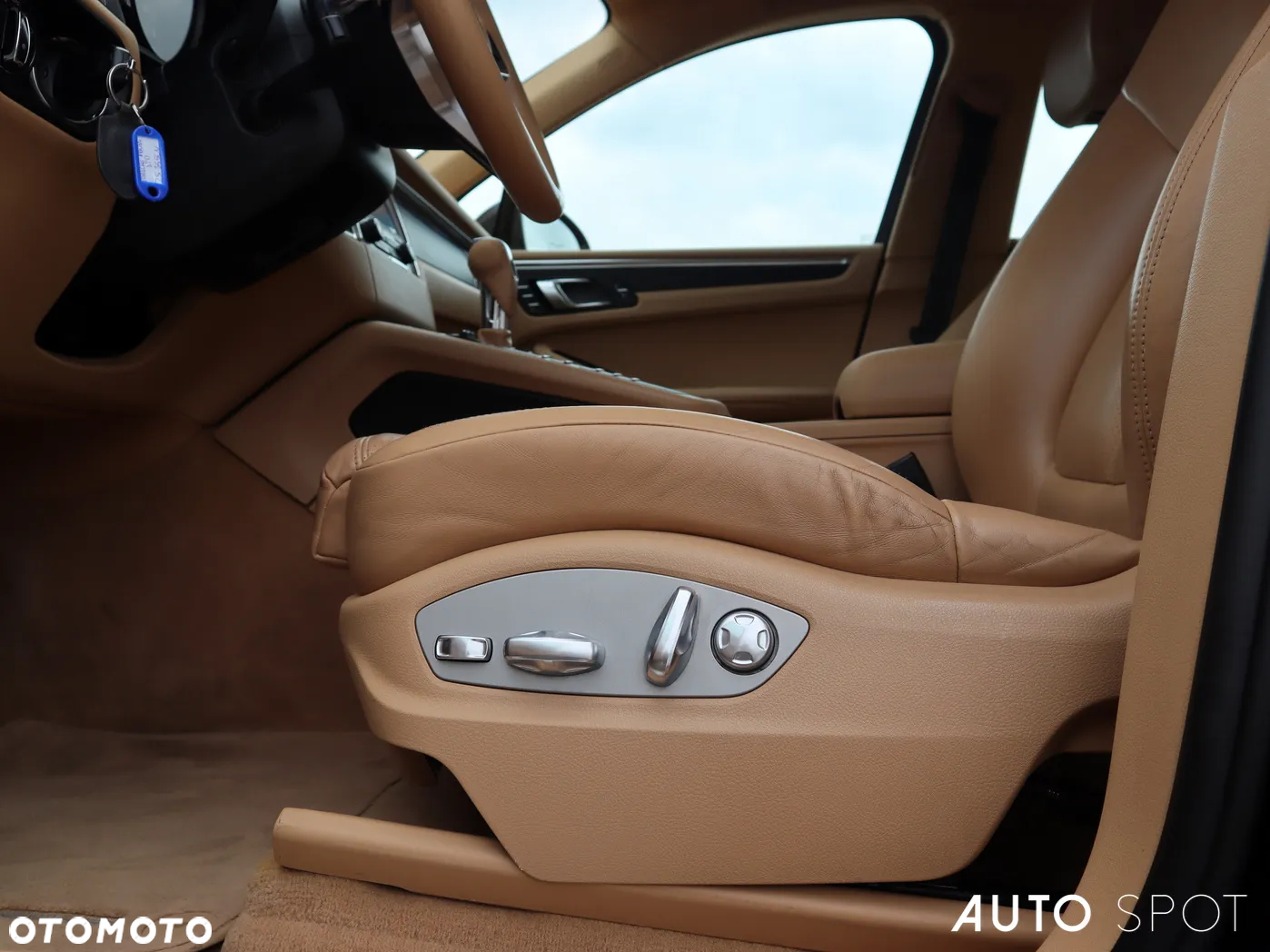 Porsche Macan - 15