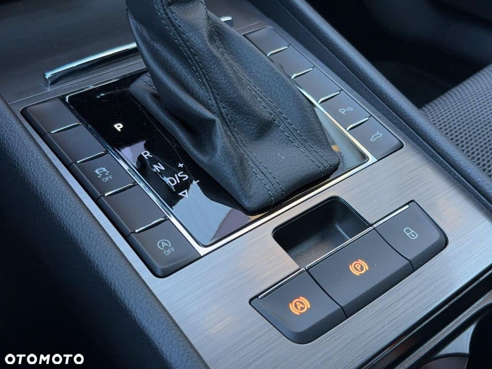 Skoda Superb 2.0 TSI Style DSG - 25