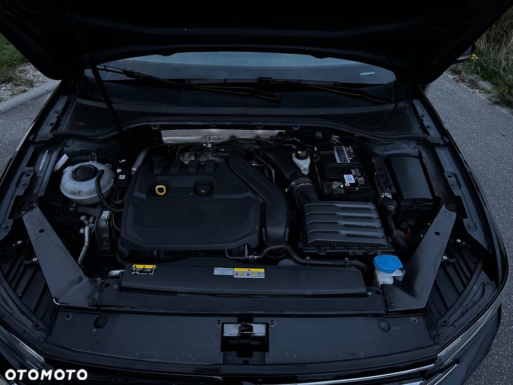 Volkswagen Passat - 26