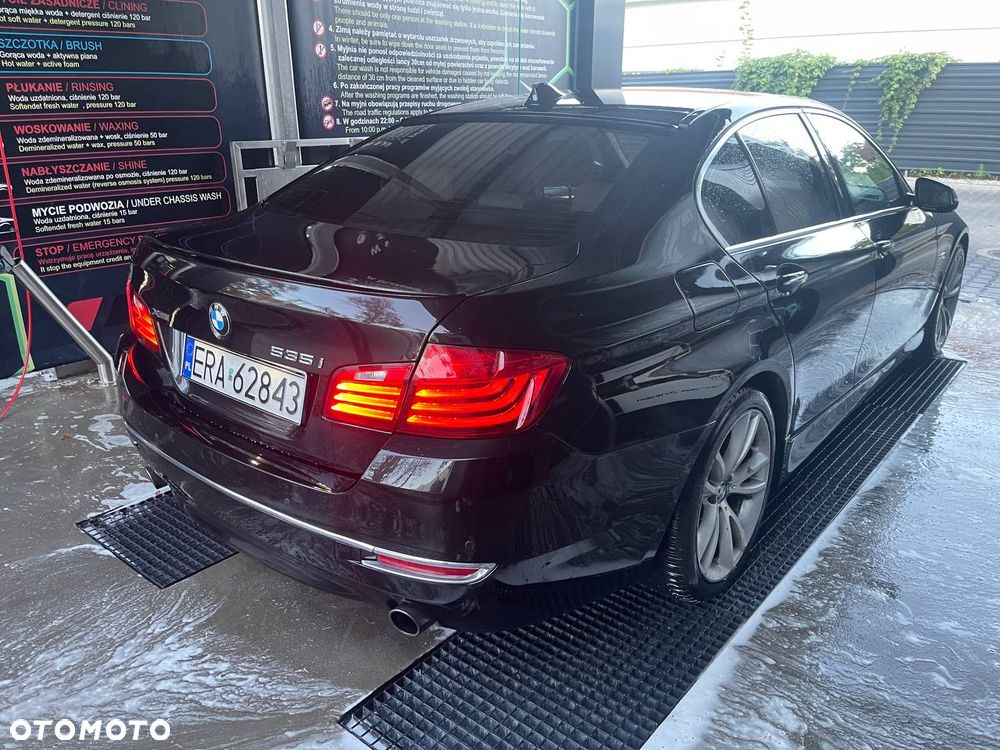BMW Seria 5 535i xDrive Luxury Line - 3