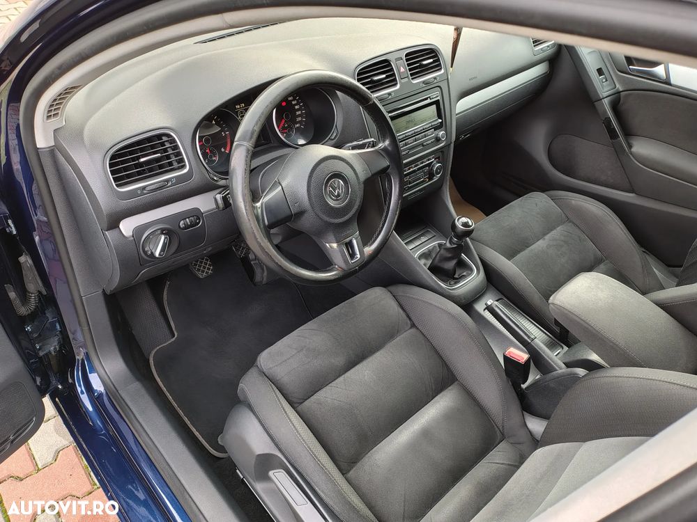 Volkswagen Golf 2.0 TDI Highline - 6