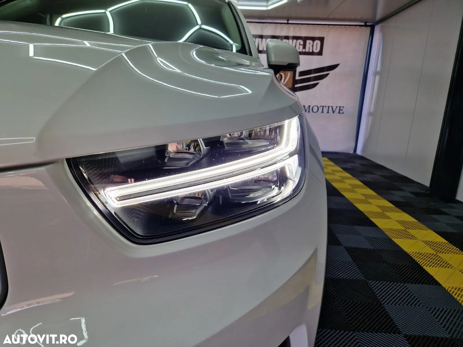 Volvo XC 40 D3 AWD Geartronic Inscription - 7