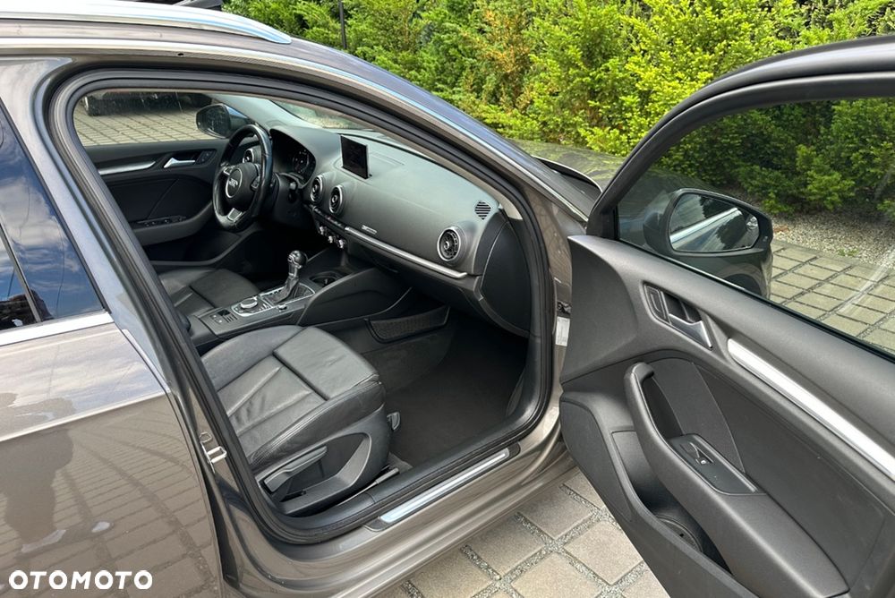 Audi A3 Sportback 1.6 TDI S tronic design - 18