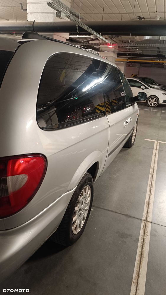 Chrysler Grand Voyager - 5