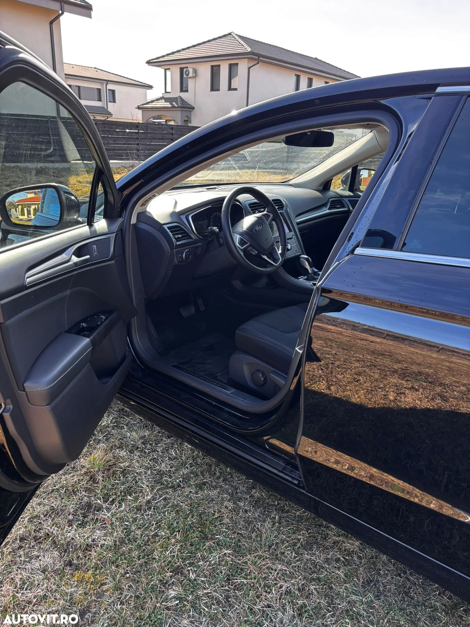 Ford Mondeo 2.0 TDCi Powershift Titanium - 4