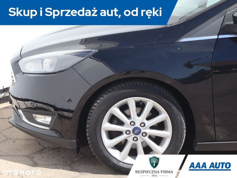Ford Focus SW - 15