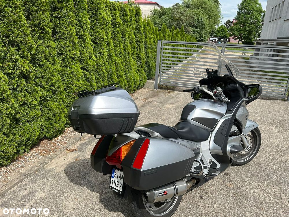 Honda ST - 13