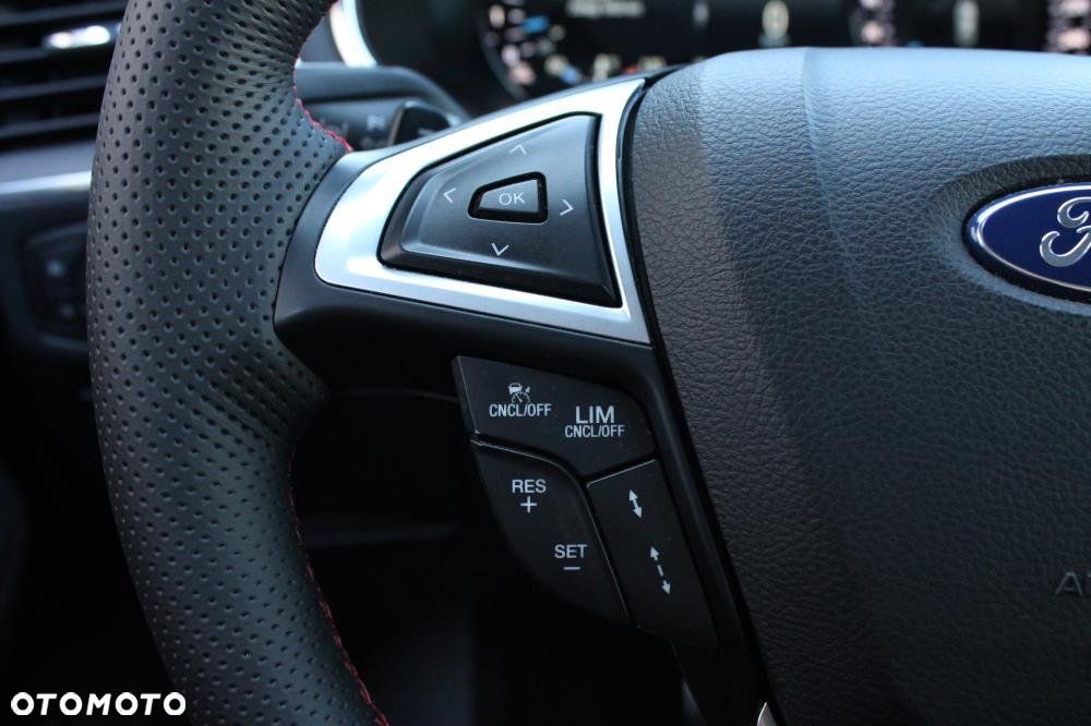 Ford S-Max - 23
