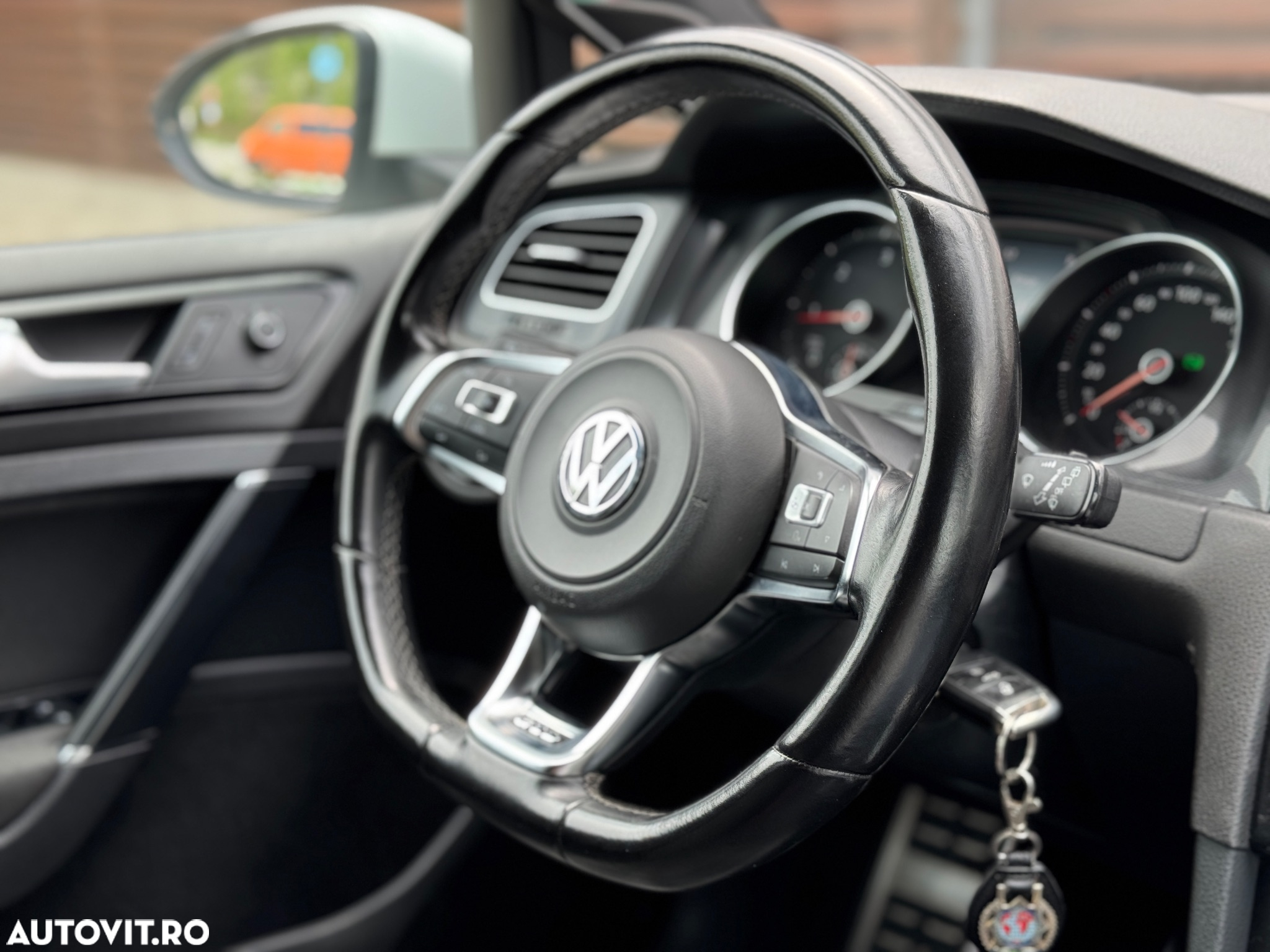 Volkswagen Golf 2.0 TDI DSG GTD - 29