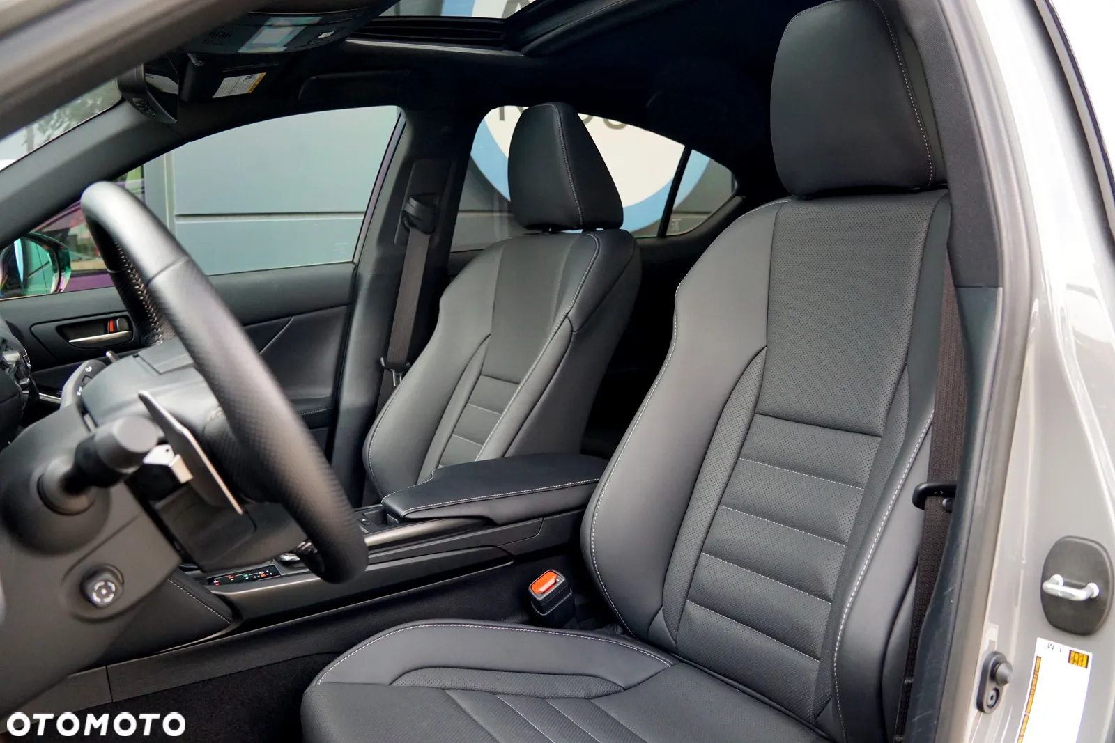 Lexus Inny - 14