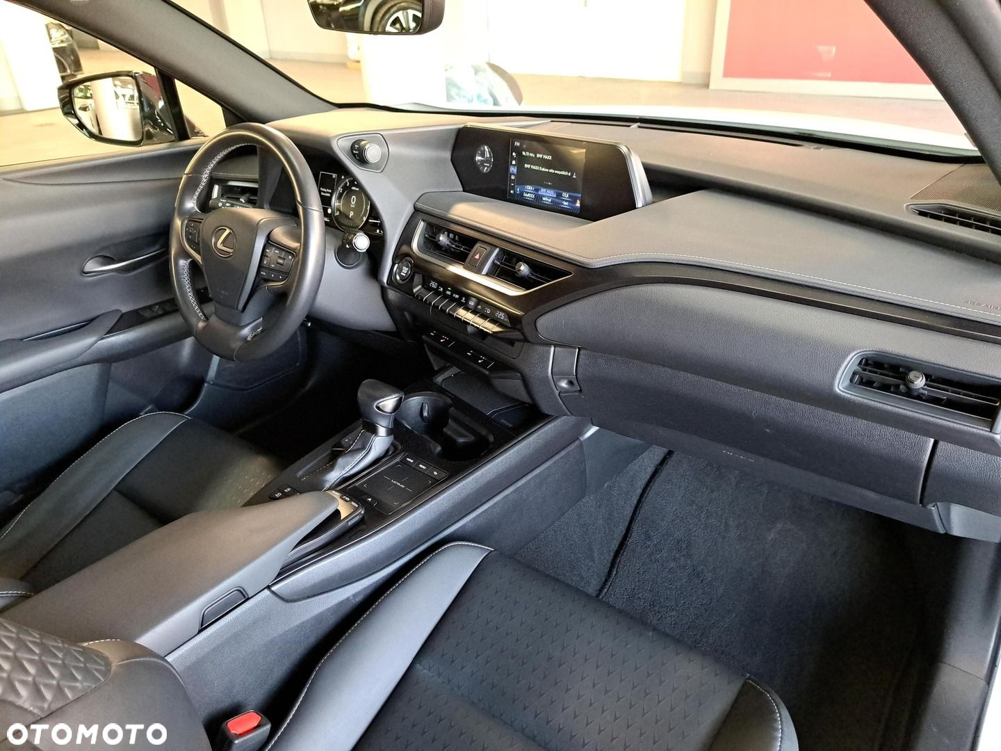 Lexus UX 200 GPF F Impression 2WD - 15