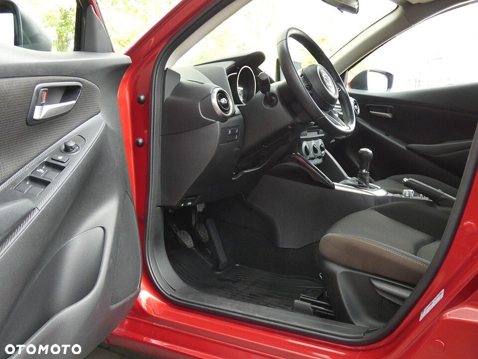 Mazda 2 - 8