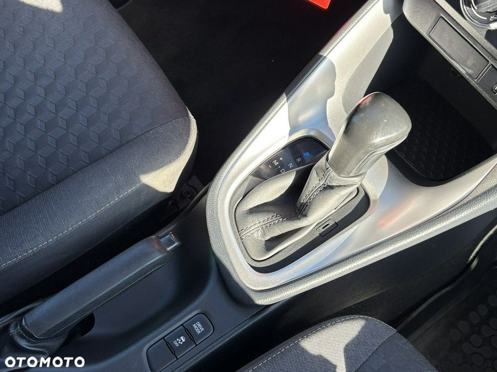 Toyota Yaris - 18