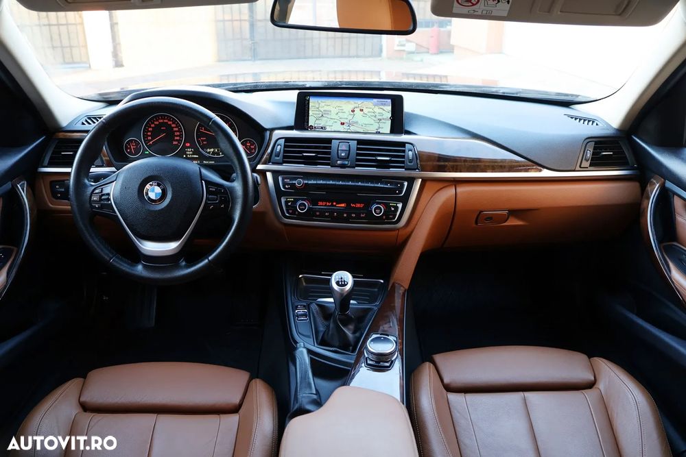 BMW Seria 3 320d Luxury Line - 2