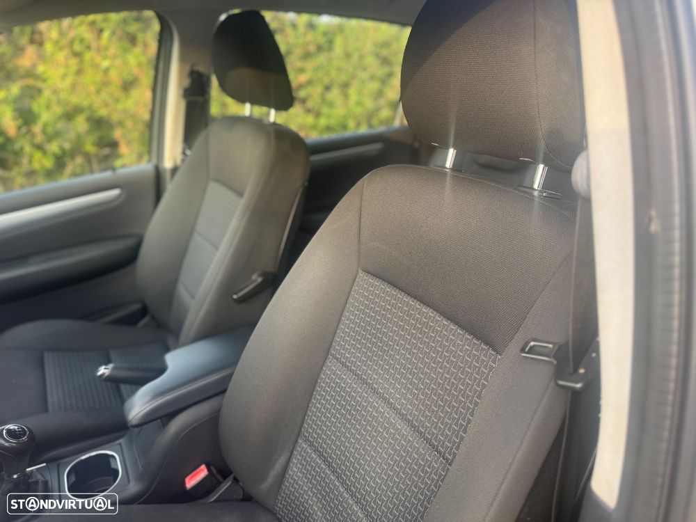 Mercedes-Benz B 180 CDi - 10