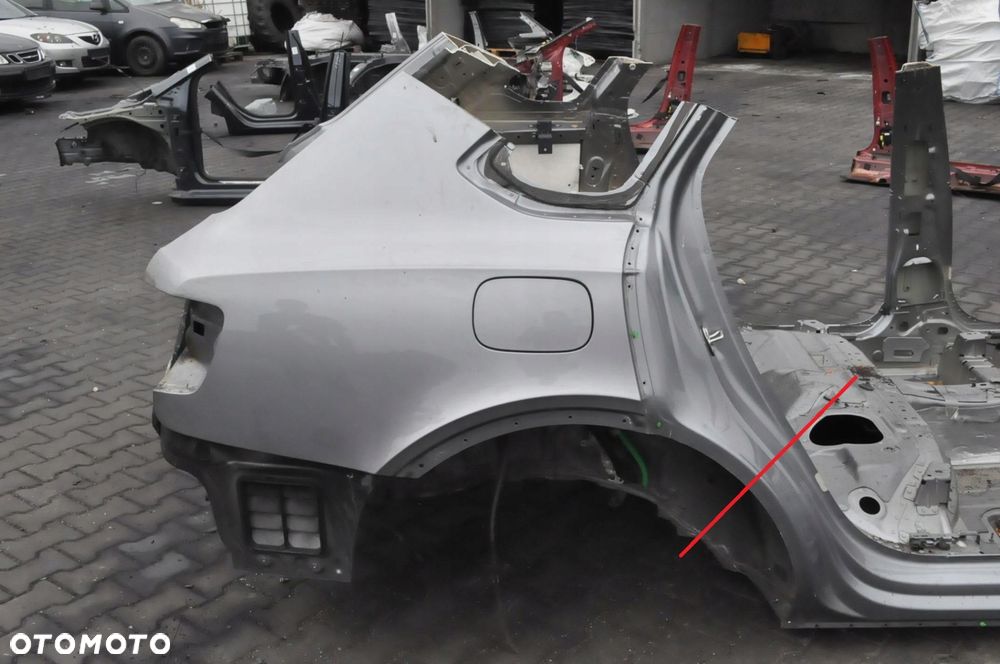 BENTLEY BENTAYGA ĆWIARTKA BŁOTNIK PRAWY TYŁ TYLNY - 1