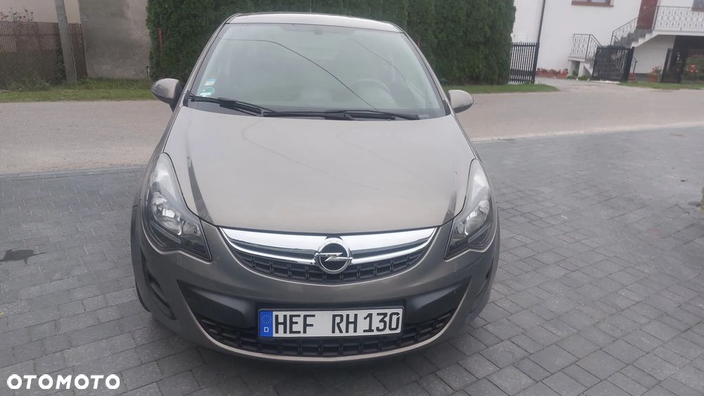 Opel Corsa 1.4 16V Color Edition - 2