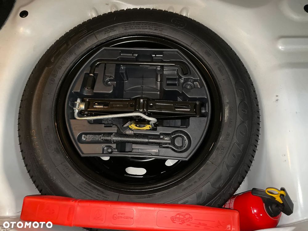 Citroën C4 Cactus 1.2 PureTech MoreLife S&S ETG - 19