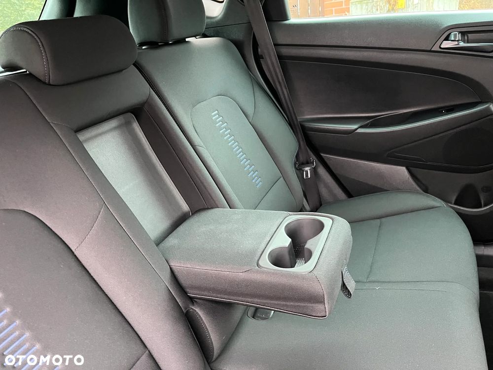 Hyundai Tucson blue 1.6 GDi 2WD Passion - 16