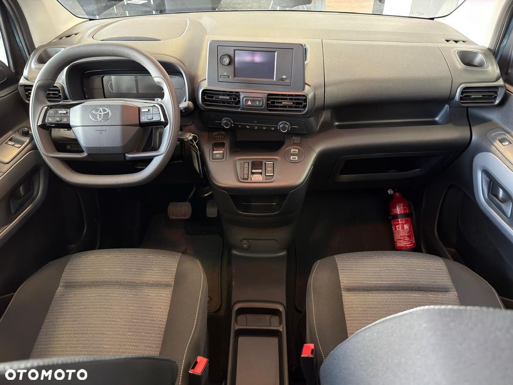 Toyota Proace City Verso 1.5 D-4D Combi - 8