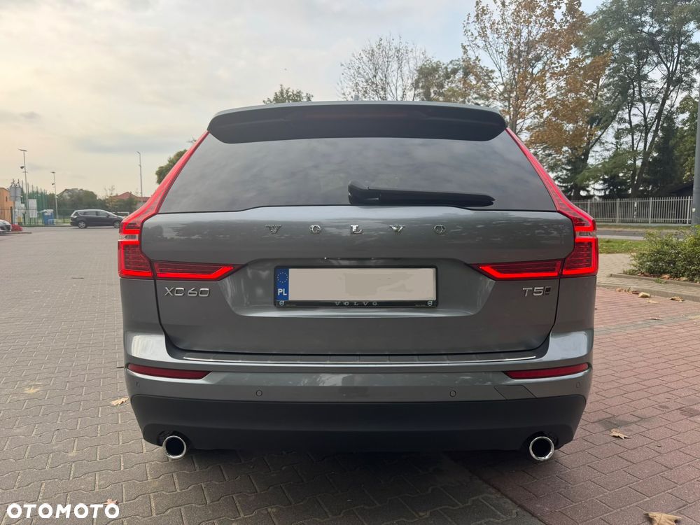 Volvo XC 60 T5 AWD Momentum - 7