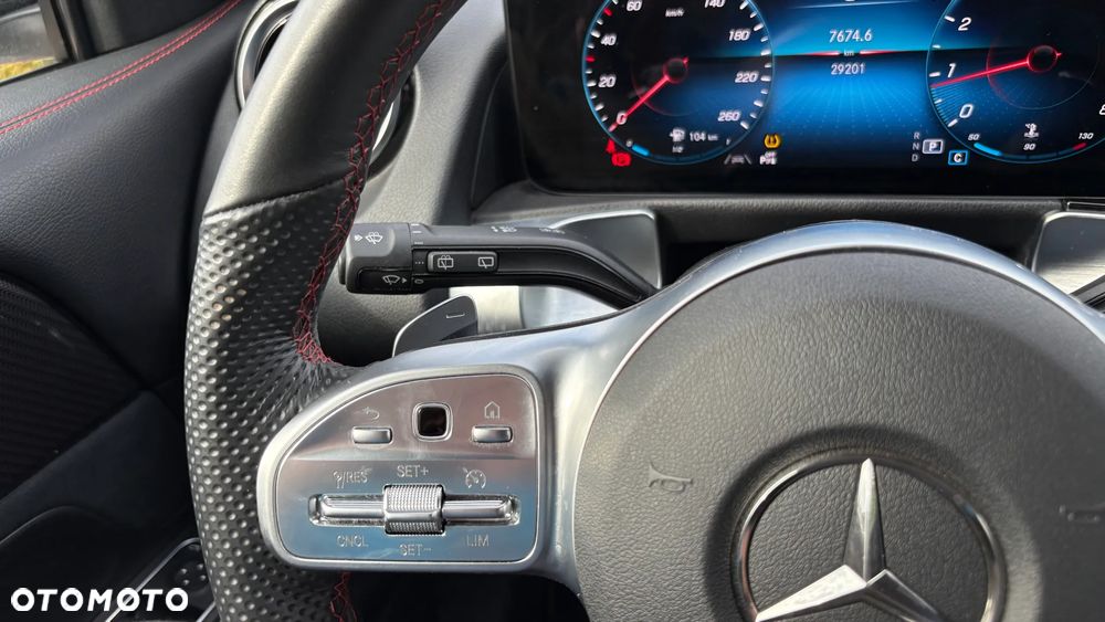 Mercedes-Benz GLB 200 4-Matic AMG Line 8G-DCT - 27