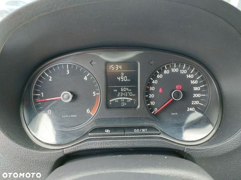 Volkswagen Polo - 22