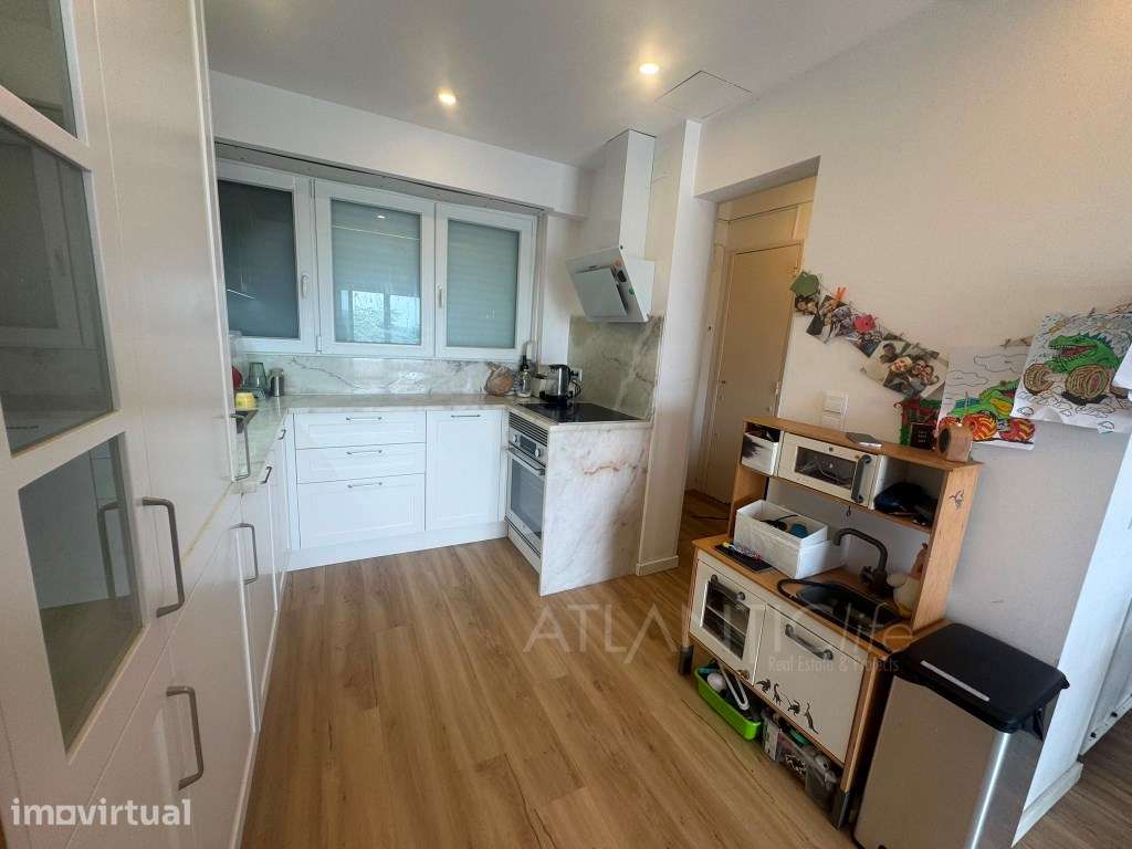 Apartamento T2 em Sintra - Em frente a Estação de Comboios. - Grande imagem: 3/15