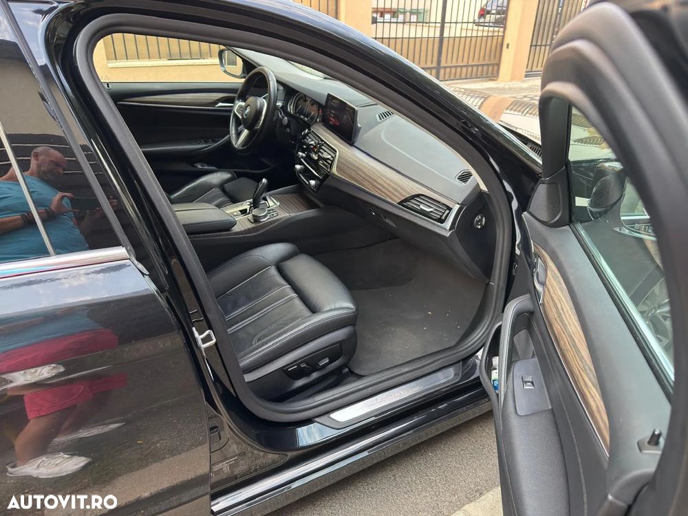 BMW Seria 5 530i xDrive Touring Aut. Luxury Line - 25