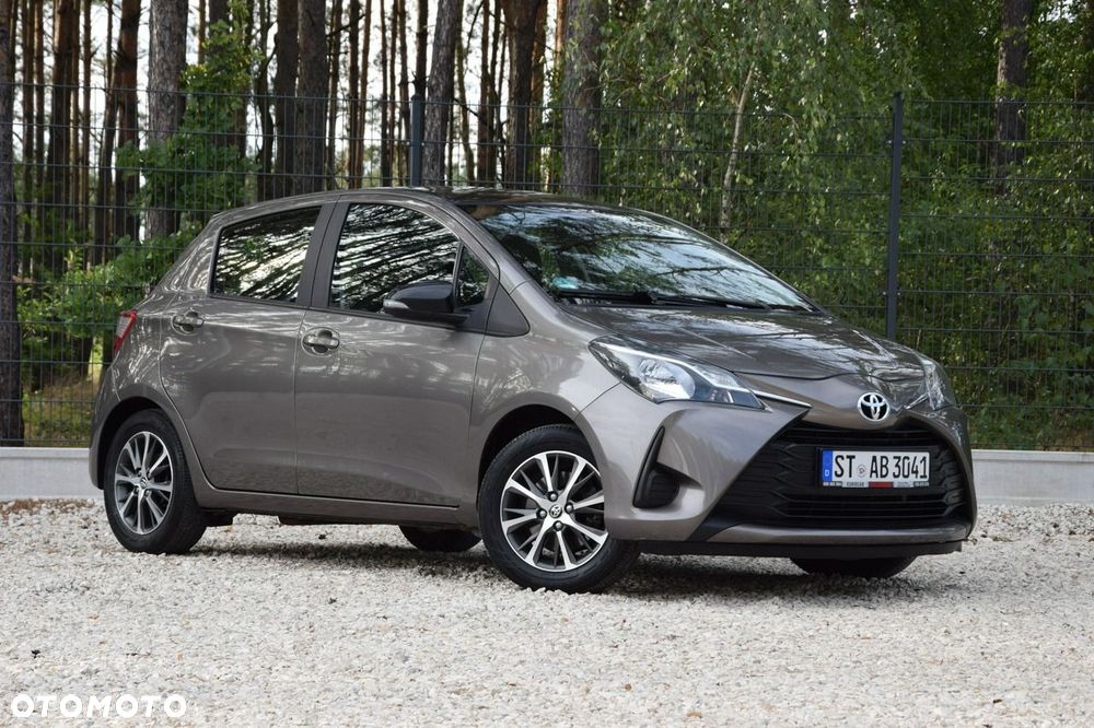 Toyota Yaris 1.5 Active - 11