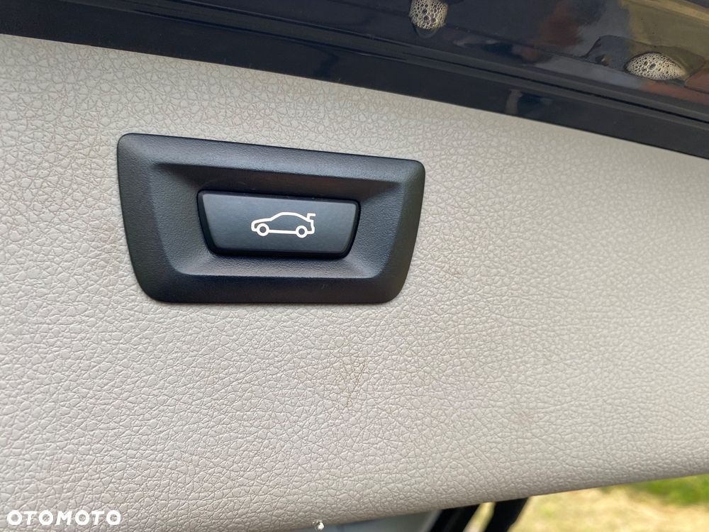 BMW Seria 3 318d DPF Edition Lifestyle - 18