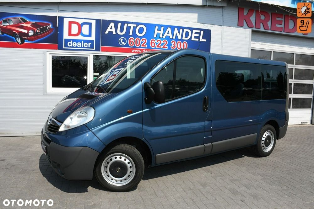 Opel Vivaro - 1
