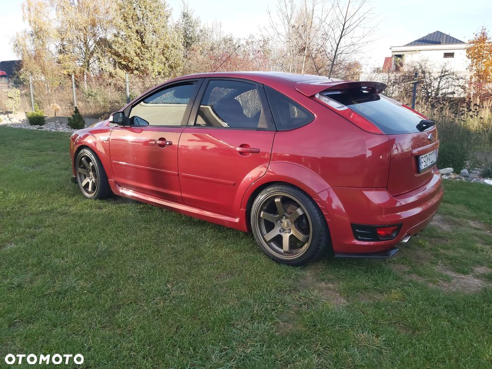 Ford Focus 2.5 ST - 2