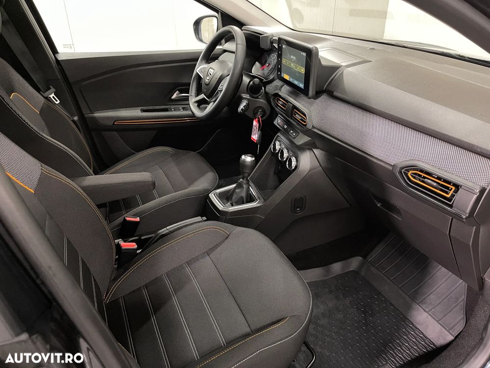 Dacia Sandero Stepway TCe 90 MT6 Comfort - 10